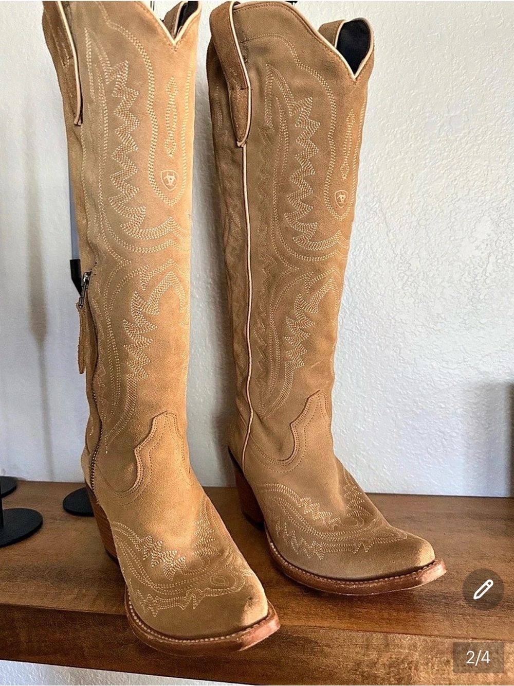 Ariat Casanova Women’s Tan Suede Western Cowboy Boots Size 8.5– Worn Once - Picture 6 of 10